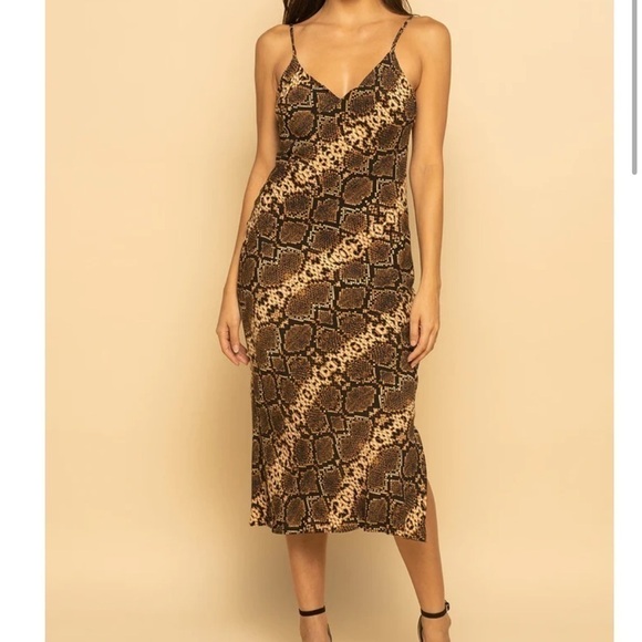 Olivaceous Dresses & Skirts - Olivaceous animal print v-neckline spaghetti straps slip dress. Size small